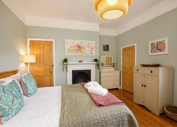 Hébergement de vacances Hot Tub - Pool Table, York