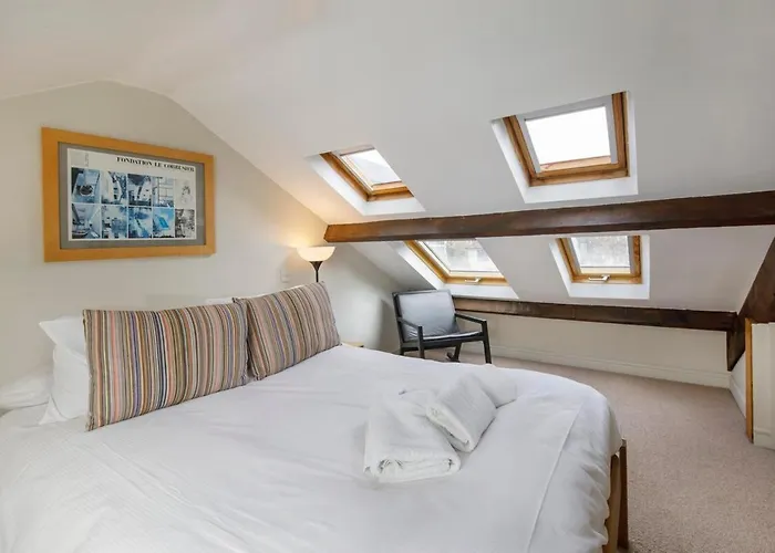 Hot Tub - Pool Table, Hébergement de vacances York