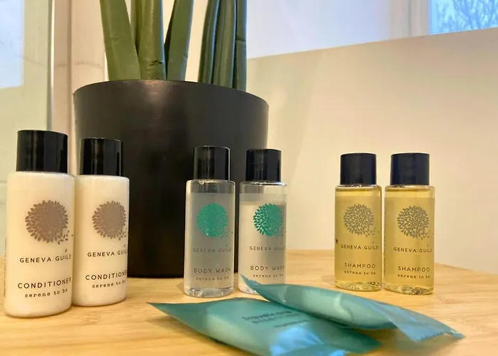 Hot Tub - Pool Table, *