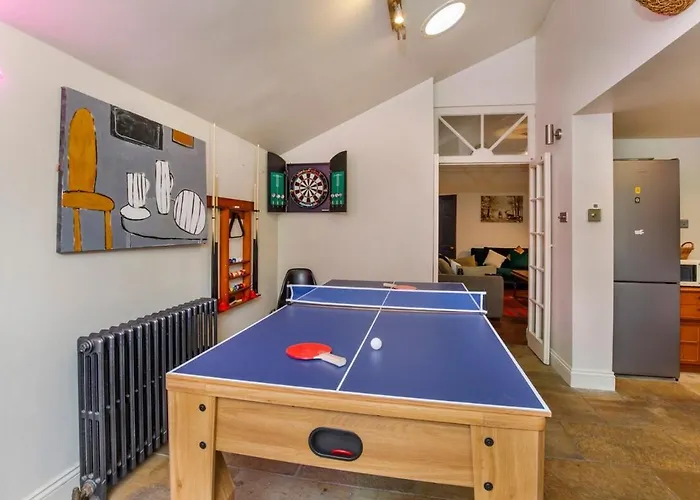 Hot Tub - Pool Table, York