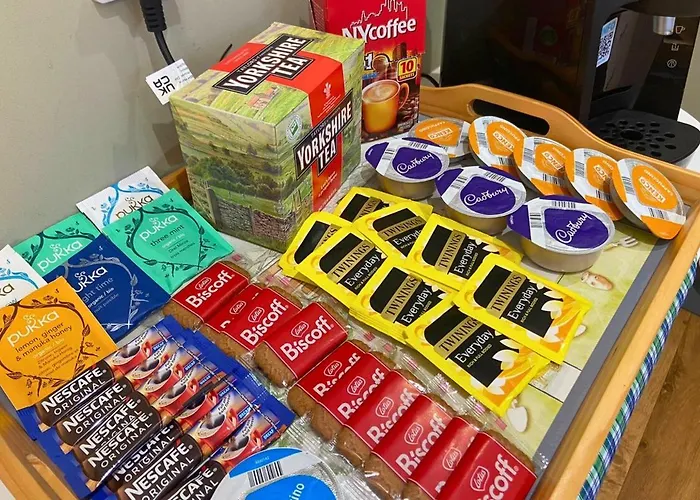 Hot Tub - Pool Table, York