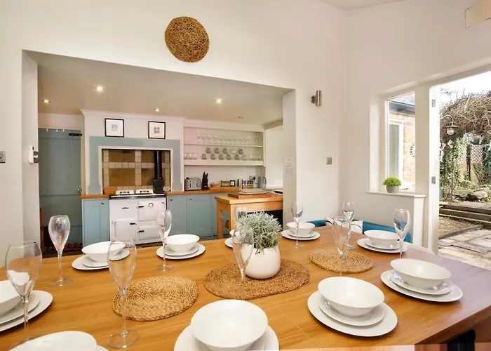 Hot Tub - Pool Table, Hébergement de vacances York