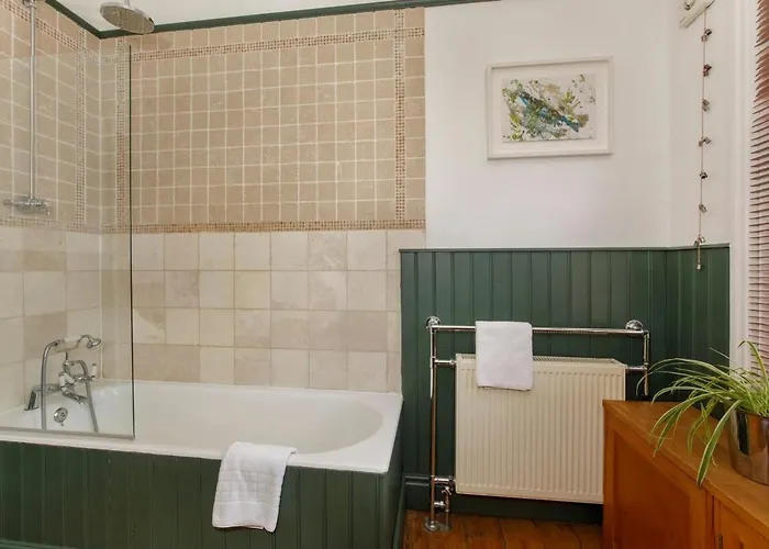 Hot Tub - Pool Table, York