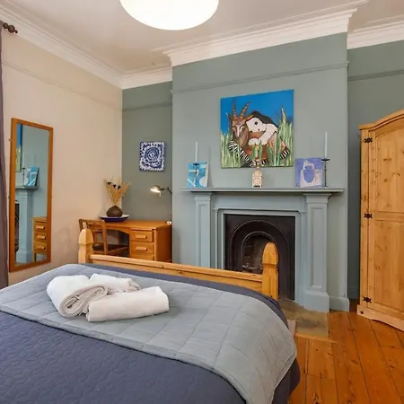 Hot Tub - Pool Table, Holiday home York