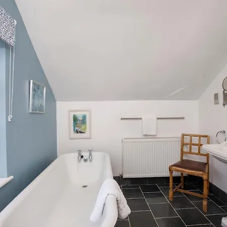 Hot Tub - Pool Table, Holiday home